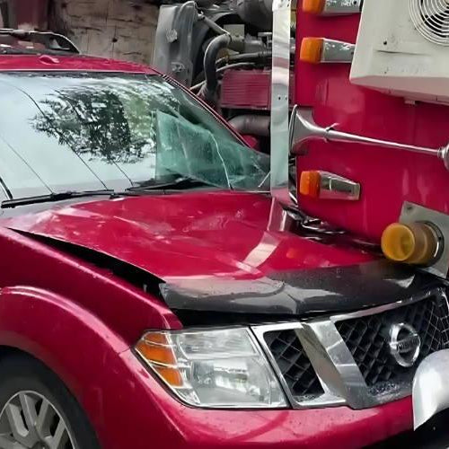 Truck Topples onto Maple Ridge Man's Vehicle in Terrifying Dash Cam Footage | Truck Topples onto Maple Ridge Man's Vehicle in Terrifying Dash Cam Footage | BlackboxMyCar