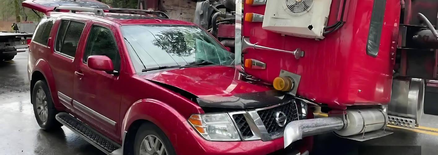 Truck Topples onto Maple Ridge Man's Vehicle in Terrifying Dash Cam Footage | Truck Topples onto Maple Ridge Man's Vehicle in Terrifying