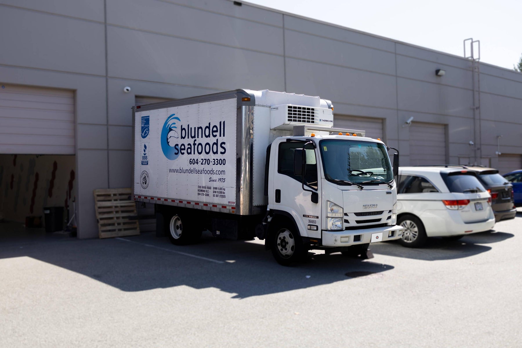 Installing a VIOFO WM1 1-Channel Dash Cam into a 2019 Isuzu NRR for Blundell Seafoods | Installing a VIOFO WM1 1-Channel Dash Cam into a